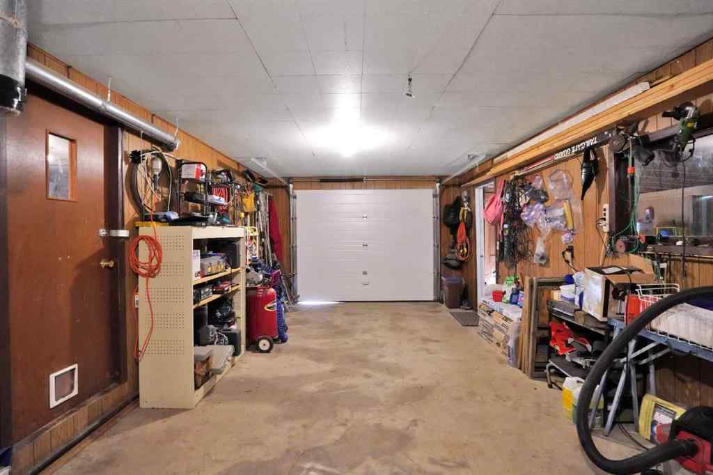 MLS® A2219803 - 39527 Range Road 3-1A   in NONE Rural Lacombe County, Residential
