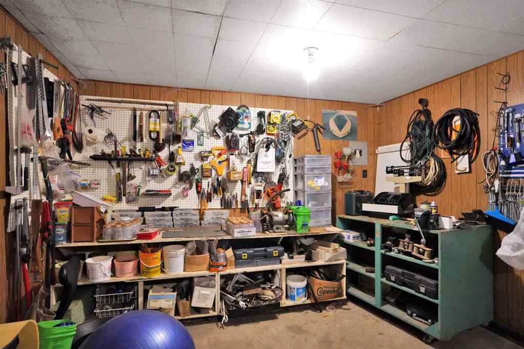 MLS® A2219803 - 39527 Range Road 3-1A   in NONE Rural Lacombe County, Residential