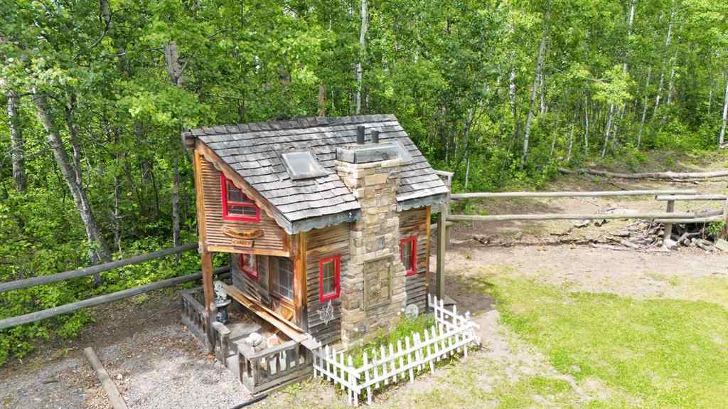 MLS® A2219803 - 39527 Range Road 3-1A   in NONE Rural Lacombe County, Residential