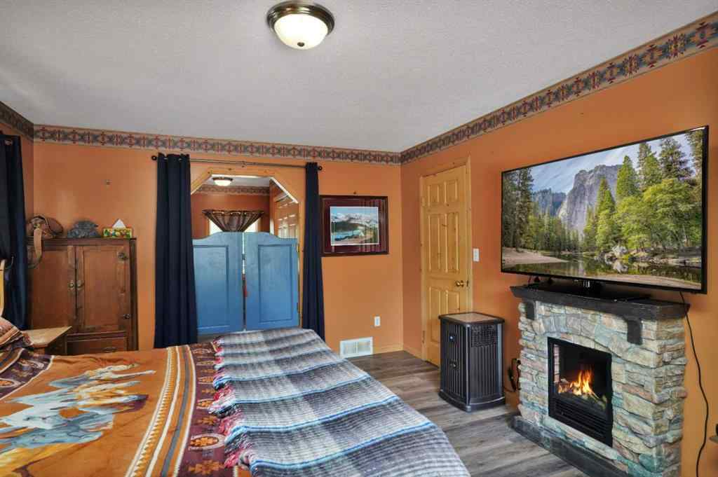 MLS® A2219803 - 39527 Range Road 3-1A   in NONE Rural Lacombe County, Residential