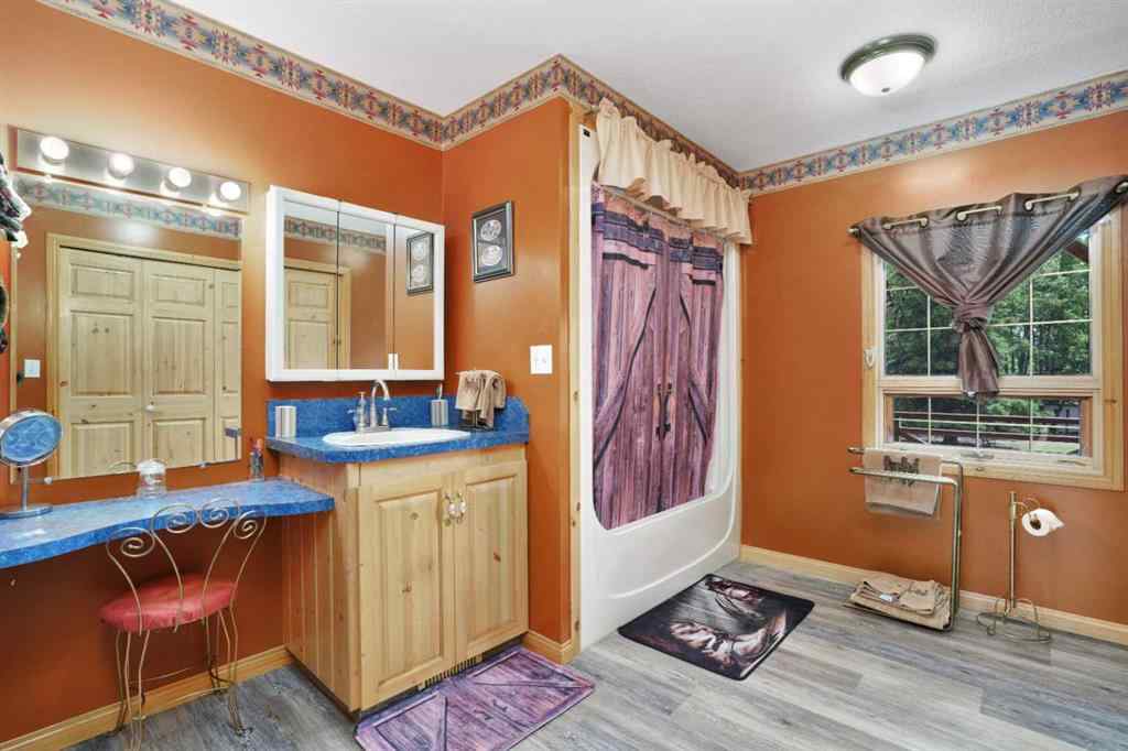 MLS® A2219803 - 39527 Range Road 3-1A   in NONE Rural Lacombe County, Residential