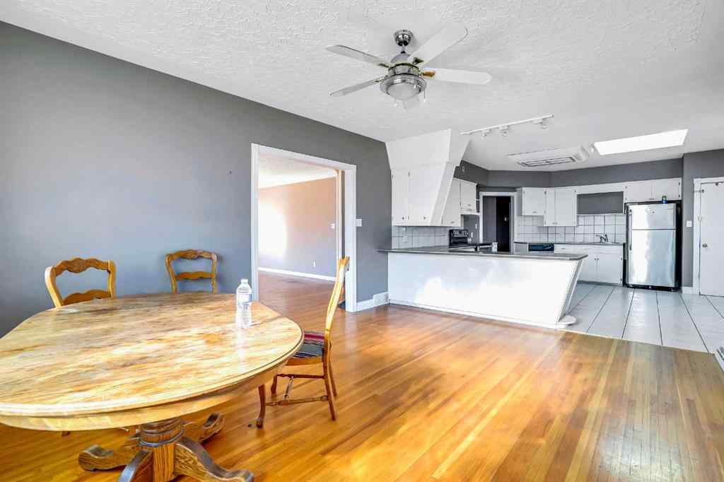 MLS® A2219804 - 185 Cornwallis Drive NW in Cambrian Heights Calgary, Residential