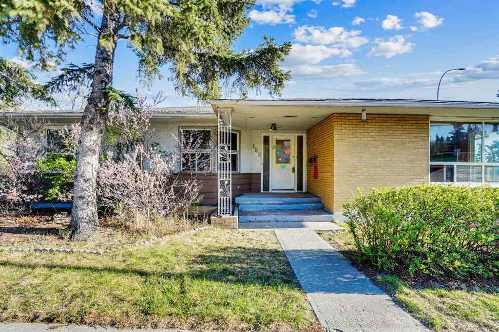 MLS® A2219804 - 185 Cornwallis Drive NW in Cambrian Heights Calgary, Residential