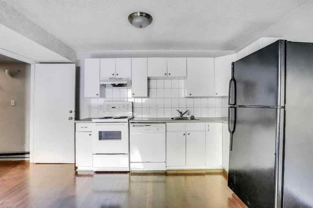 MLS® A2219804 - 185 Cornwallis Drive NW in Cambrian Heights Calgary, Residential