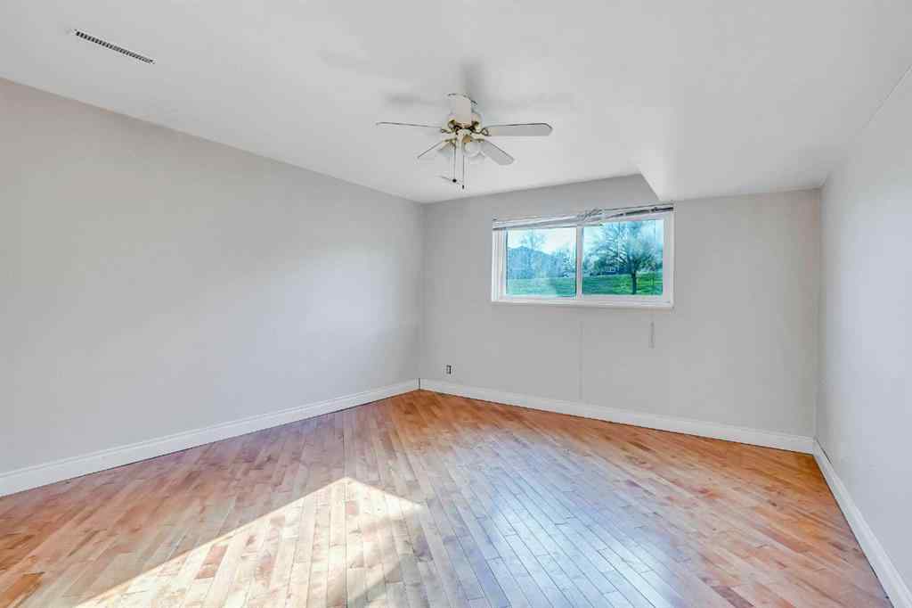 MLS® A2219804 - 185 Cornwallis Drive NW in Cambrian Heights Calgary, Residential