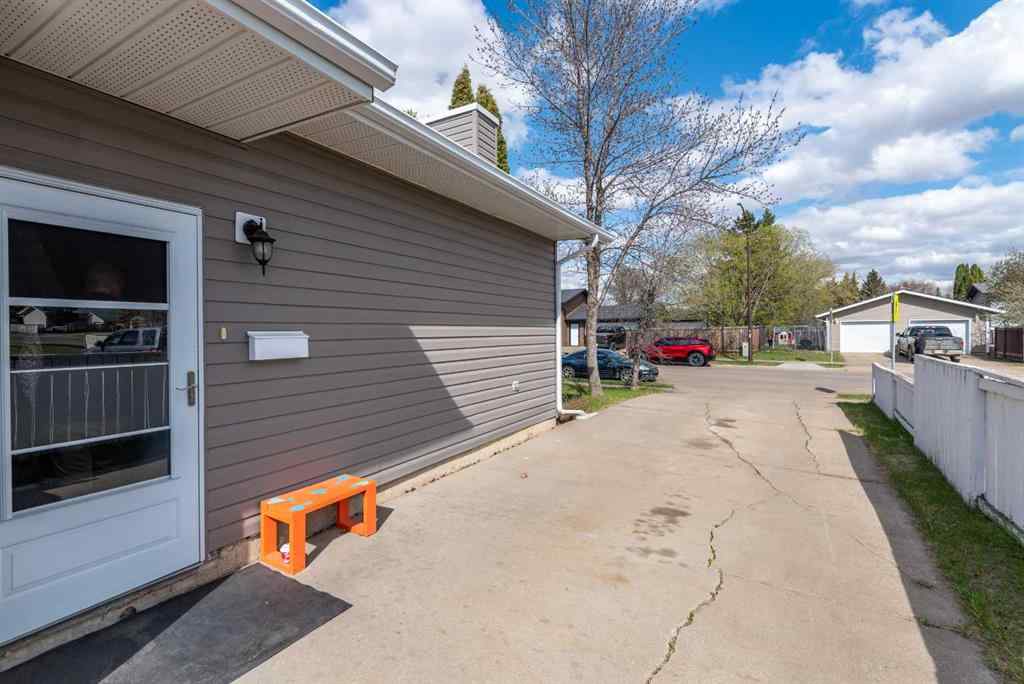 MLS® A2219810 - 2714 56 Avenue  in Steele Heights Lloydminster, Residential