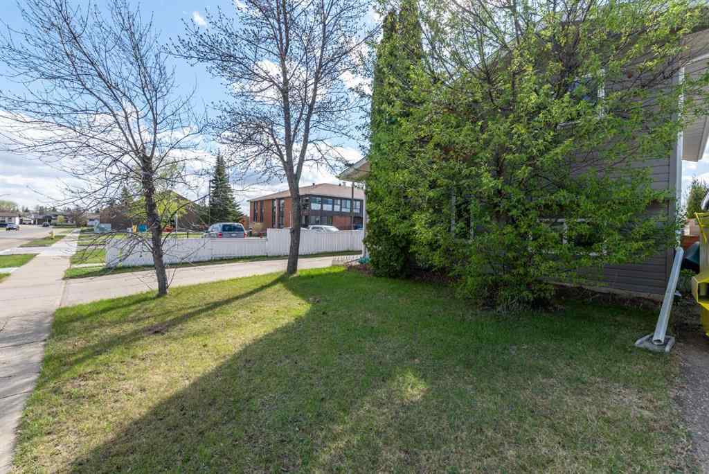 MLS® A2219810 - 2714 56 Avenue  in Steele Heights Lloydminster, Residential