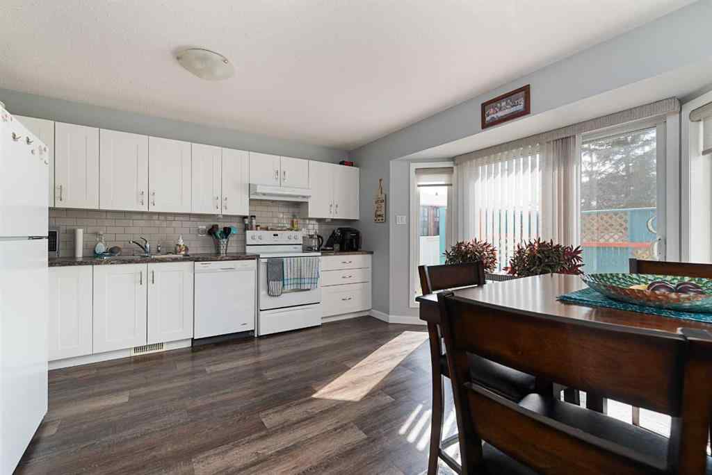 MLS® A2219810 - 2714 56 Avenue  in Steele Heights Lloydminster, Residential