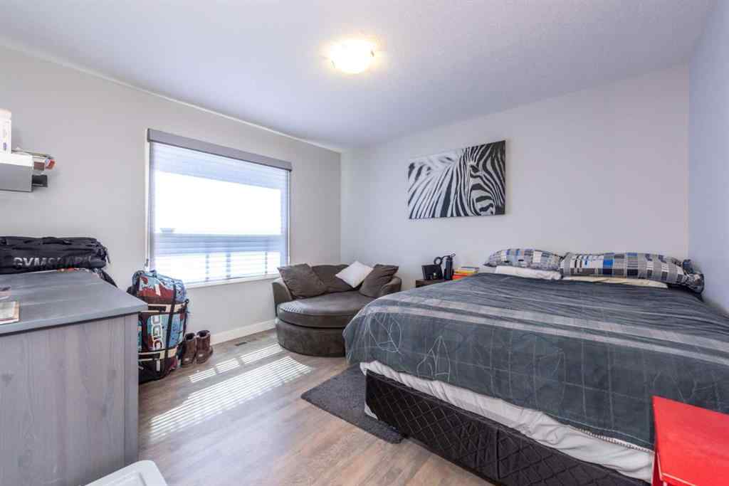 MLS® A2219820 - 219 15 Avenue NE in Crescent Heights Calgary, Residential