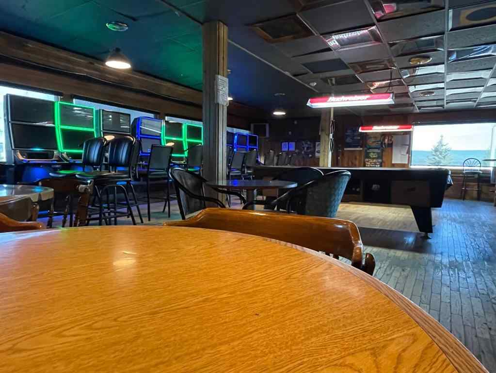 MLS® A2219825 - 114 Park Street  in Mountain View Hinton, Commercial