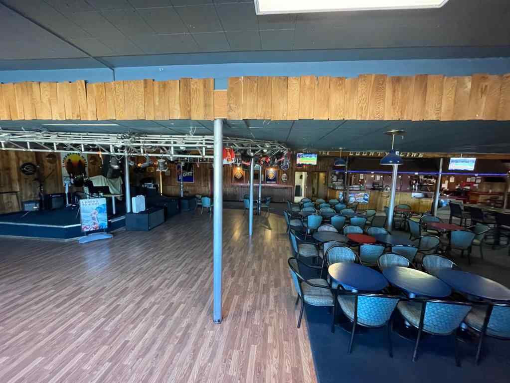 MLS® A2219825 - 114 Park Street  in Mountain View Hinton, Commercial