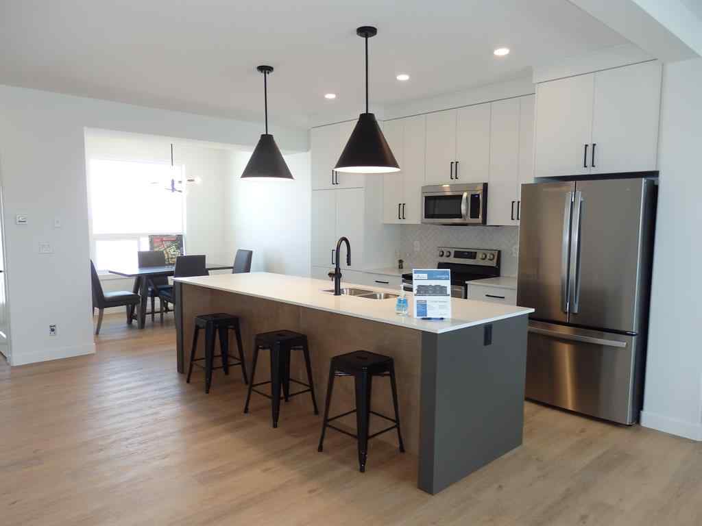 MLS® A2219838 - 40 Irvin Way  in Iron Gate Sylvan Lake, Residential