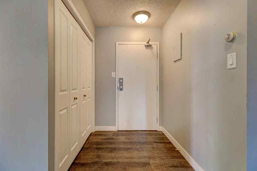 MLS® A2219844 - Unit #211 1335 12 Avenue SW in Beltline Calgary, Residential