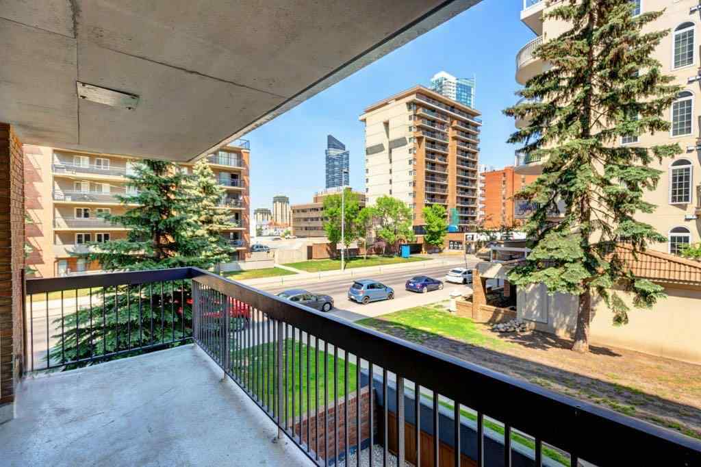 MLS® A2219844 - Unit #211 1335 12 Avenue SW in Beltline Calgary, Residential