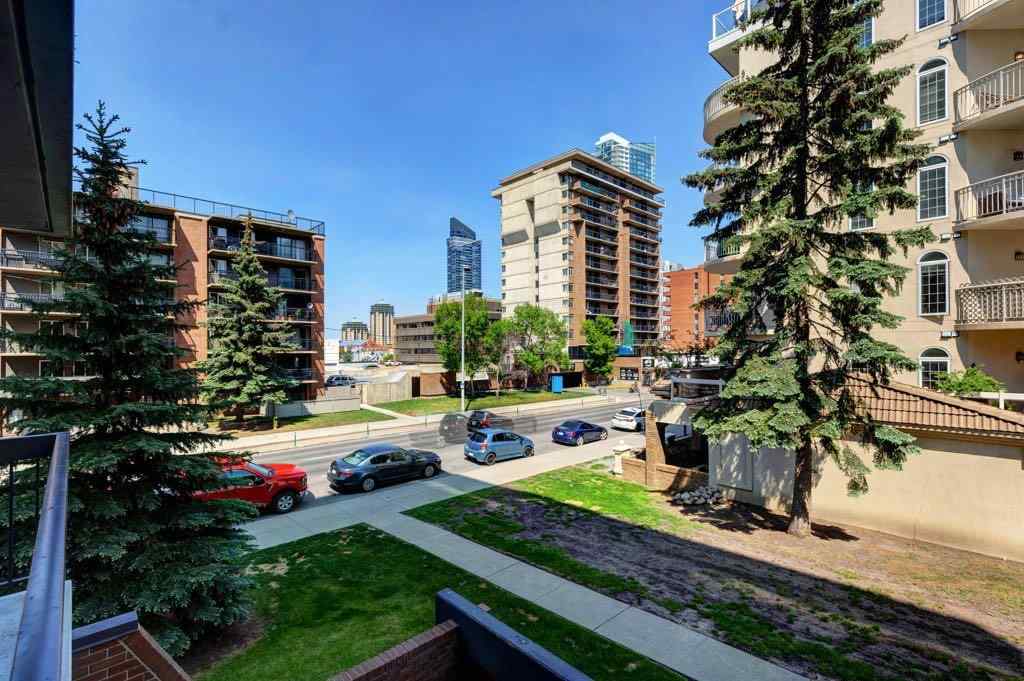 MLS® A2219844 - Unit #211 1335 12 Avenue SW in Beltline Calgary, Residential