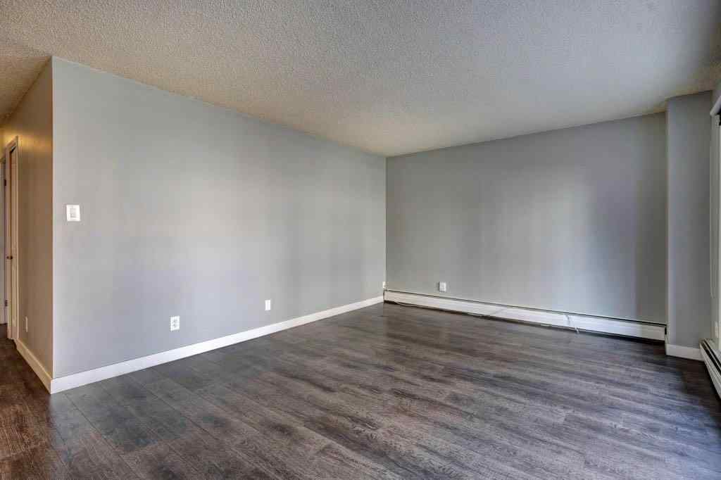 MLS® A2219844 - Unit #211 1335 12 Avenue SW in Beltline Calgary, Residential