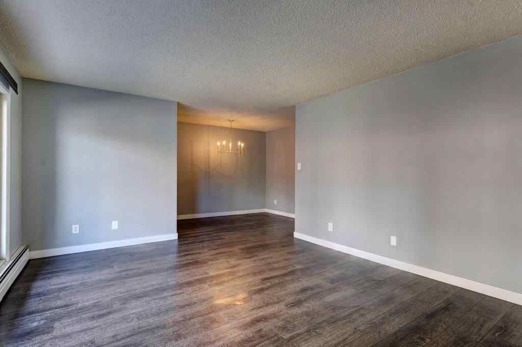 MLS® A2219844 - Unit #211 1335 12 Avenue SW in Beltline Calgary, Residential