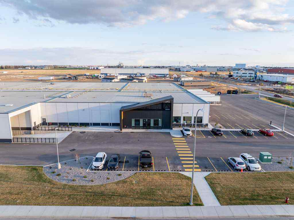 MLS® A2219855 - 3690 36 Street  in Sherring Industrial Park Lethbridge, Commercial