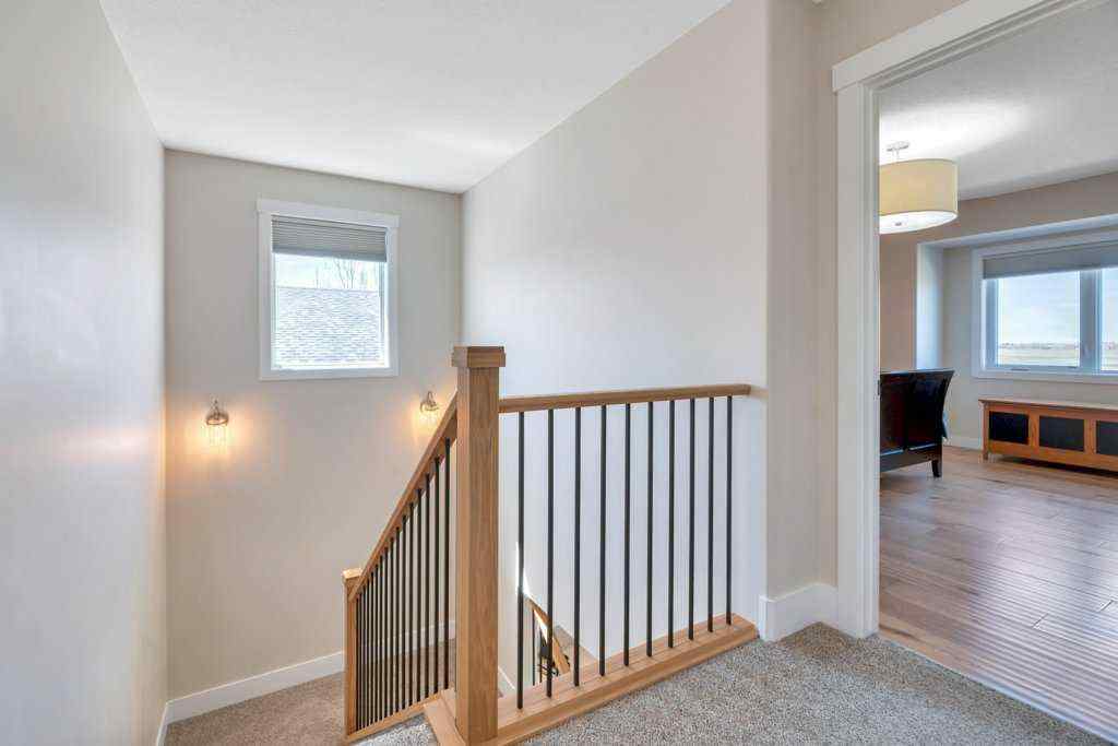 MLS® A2219870 - 1069 Hillcrest Manor Estates  in Hillview Estates Strathmore, Residential