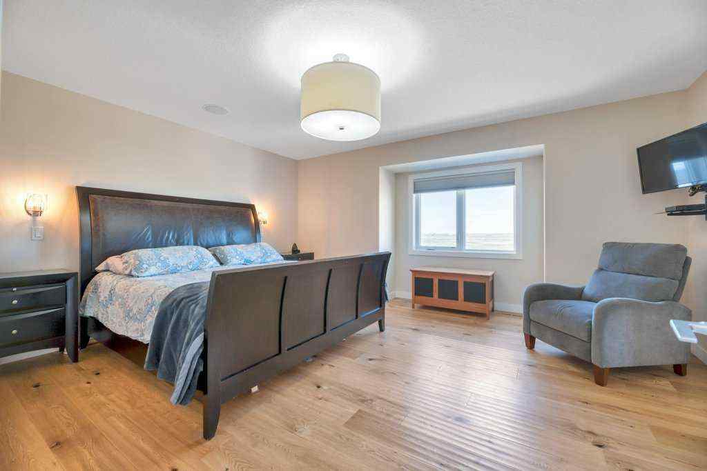 MLS® A2219870 - 1069 Hillcrest Manor Estates  in Hillview Estates Strathmore, Residential