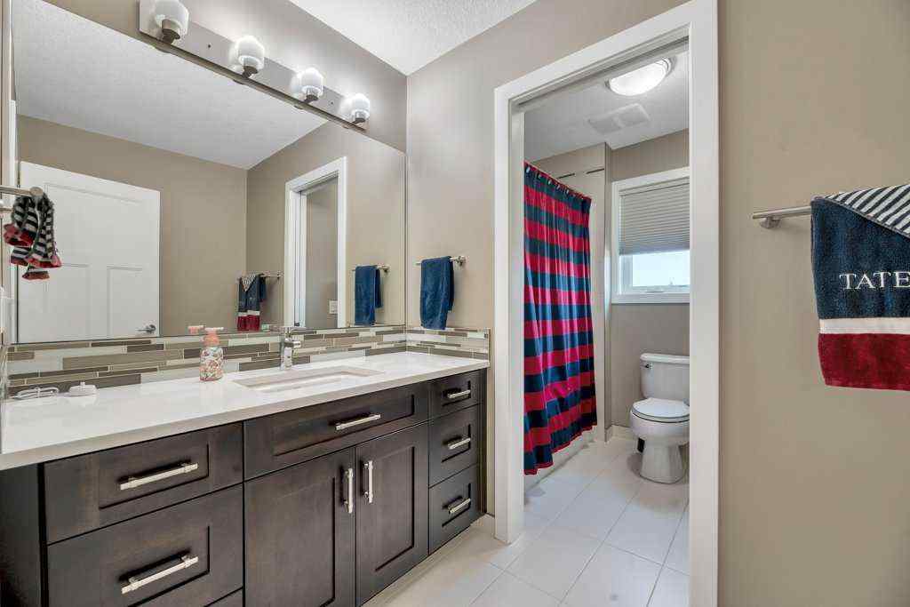 MLS® A2219870 - 1069 Hillcrest Manor Estates  in Hillview Estates Strathmore, Residential