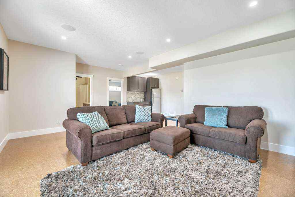 MLS® A2219870 - 1069 Hillcrest Manor Estates  in Hillview Estates Strathmore, Residential