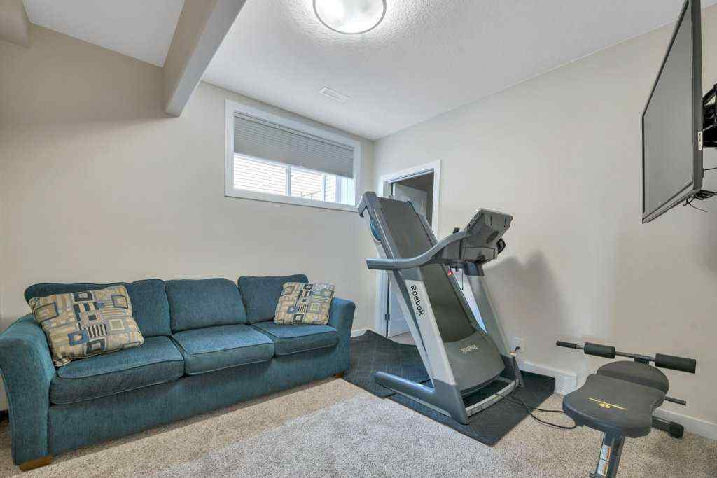 MLS® A2219870 - 1069 Hillcrest Manor Estates  in Hillview Estates Strathmore, Residential