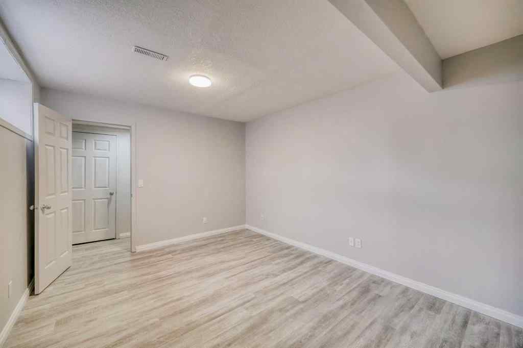 MLS® A2219874 - 81 Evansmeade Circle NW in Evanston Calgary, Residential