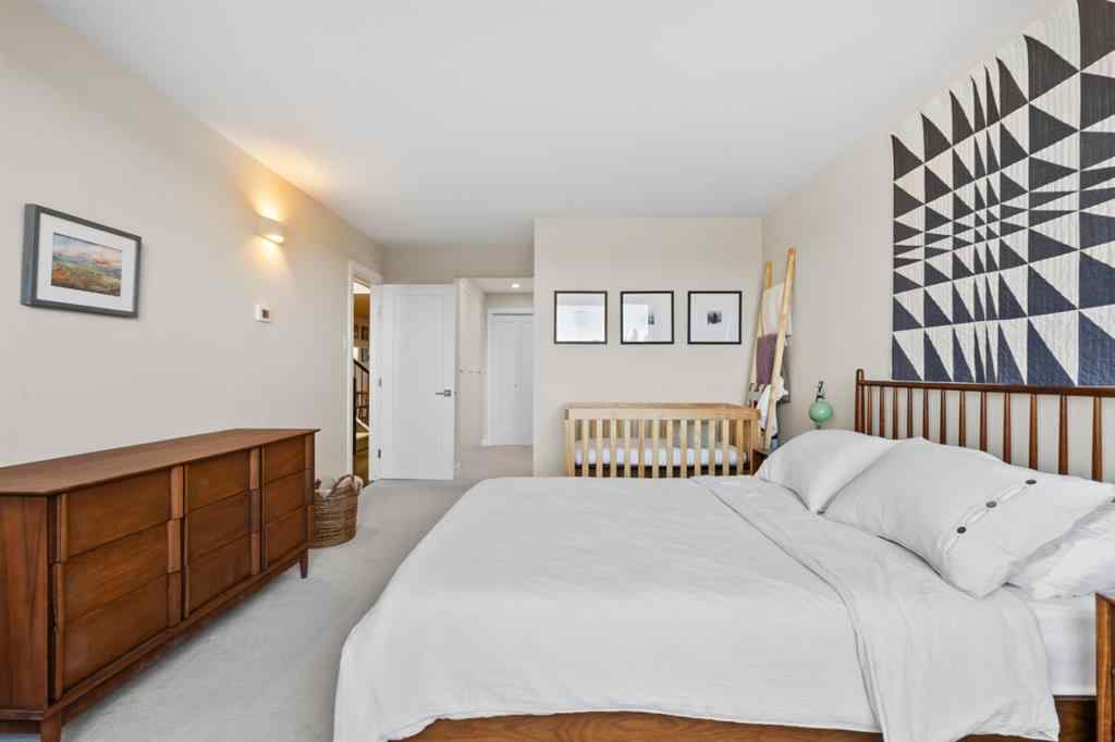 MLS® A2219888 - Unit #418 1505 8 Avenue NW in Hillhurst Calgary, Residential