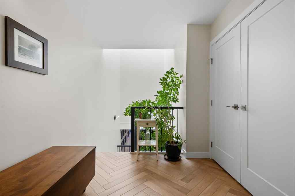 MLS® A2219888 - Unit #418 1505 8 Avenue NW in Hillhurst Calgary, Residential