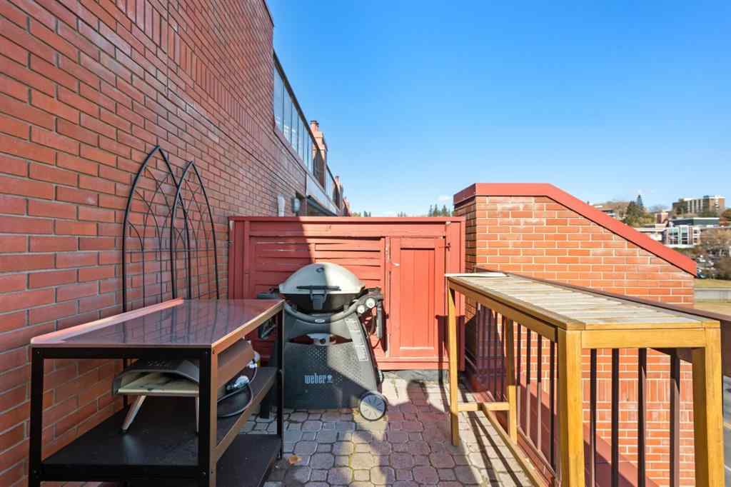 MLS® A2219888 - Unit #418 1505 8 Avenue NW in Hillhurst Calgary, Residential