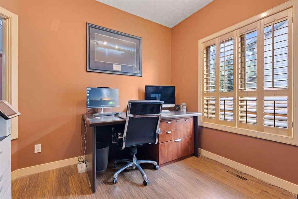 MLS® A2219913 - 393 Banister Drive  in Crystal Shores Okotoks, Residential