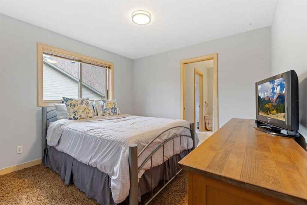 MLS® A2219913 - 393 Banister Drive  in Crystal Shores Okotoks, Residential