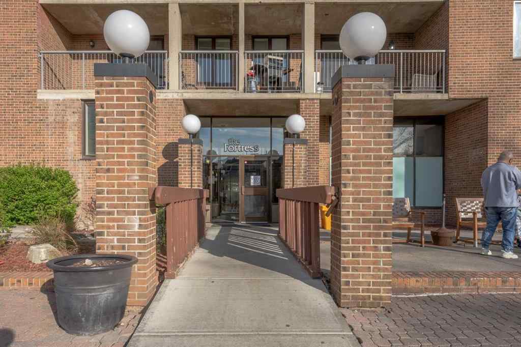 MLS® A2219979 - Unit #710 4944 Dalton Drive NW in Dalhousie Calgary, Residential