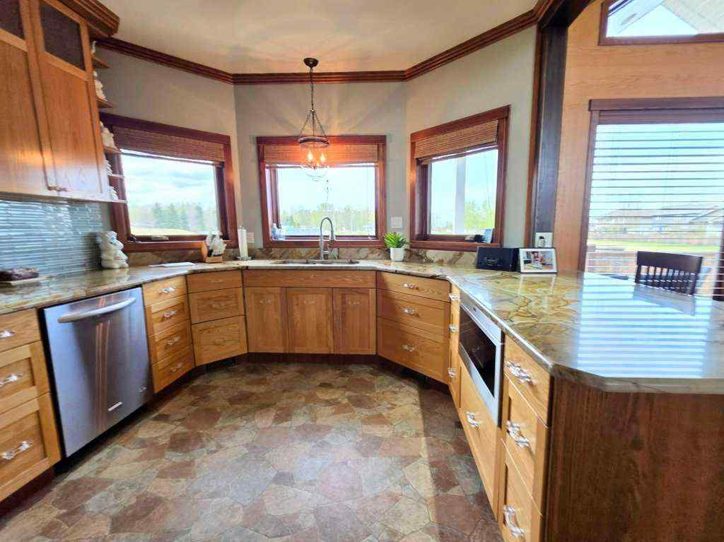 MLS® A2220050 - 812 9 Street SE in NONE Slave Lake, Residential