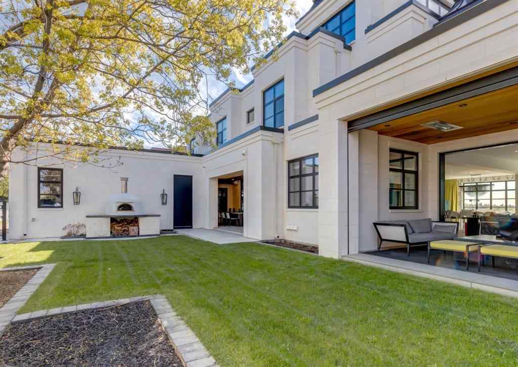 MLS® A2220099 - 732 Crescent Road NW in Rosedale Calgary, Residential