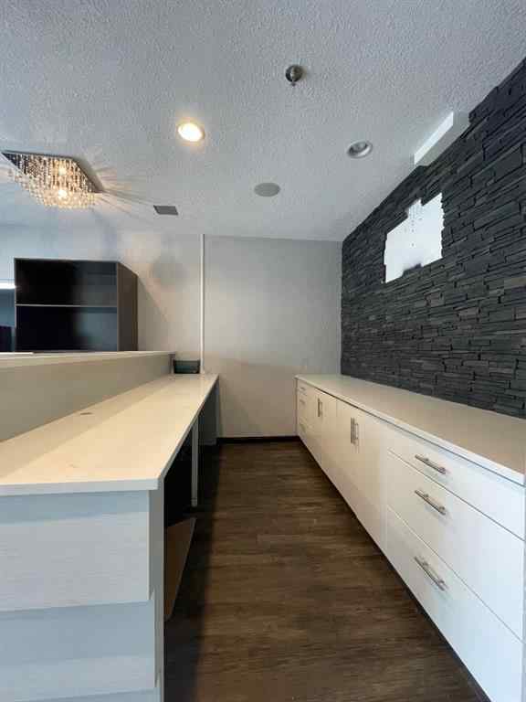 MLS® A2220143 - Unit #515 5075 Falconridge Boulevard NE in Falconridge Calgary, Commercial
