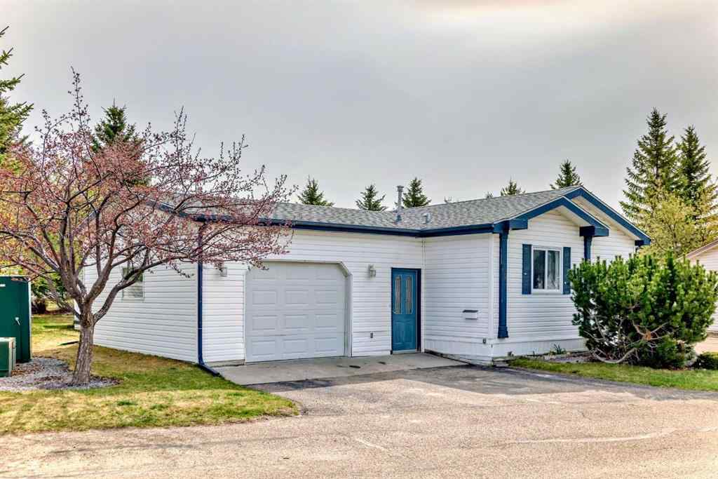 MLS® A2220146 - 4908 Dorchester Avenue  in Davenport Red Deer, Mobile