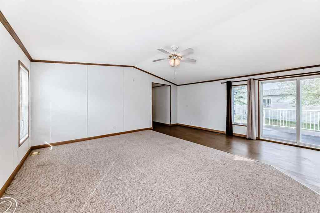 MLS® A2220146 - 4908 Dorchester Avenue  in Davenport Red Deer, Mobile