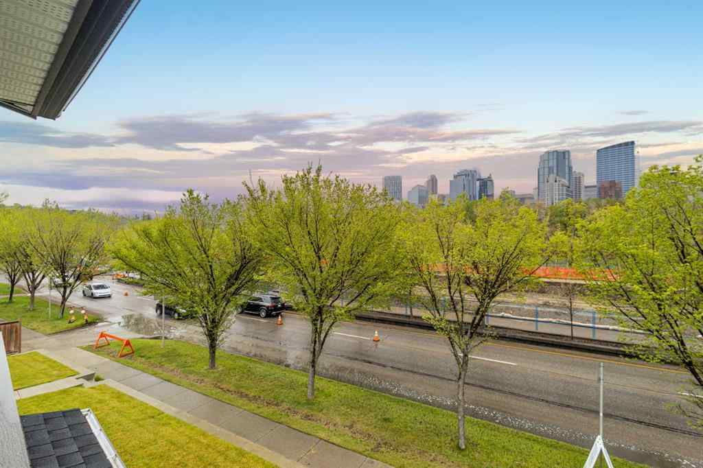 MLS® A2220176 - 512 Memorial Drive NW in Sunnyside Calgary, Residential