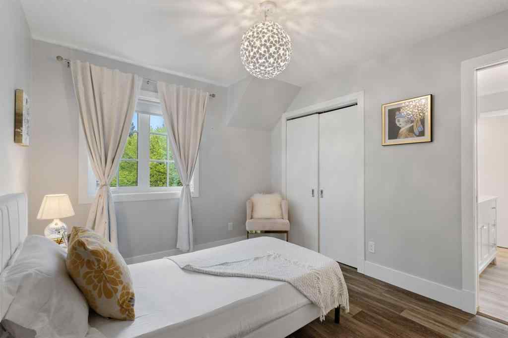 MLS® A2220176 - 512 Memorial Drive NW in Sunnyside Calgary, Residential
