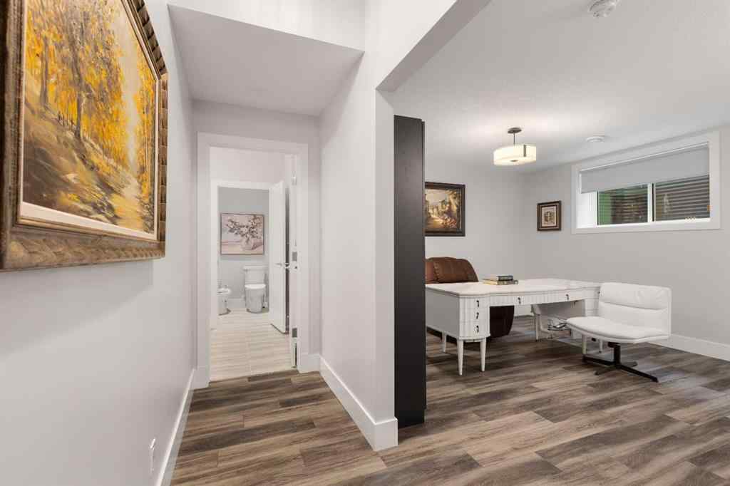 MLS® A2220176 - 512 Memorial Drive NW in Sunnyside Calgary, Residential