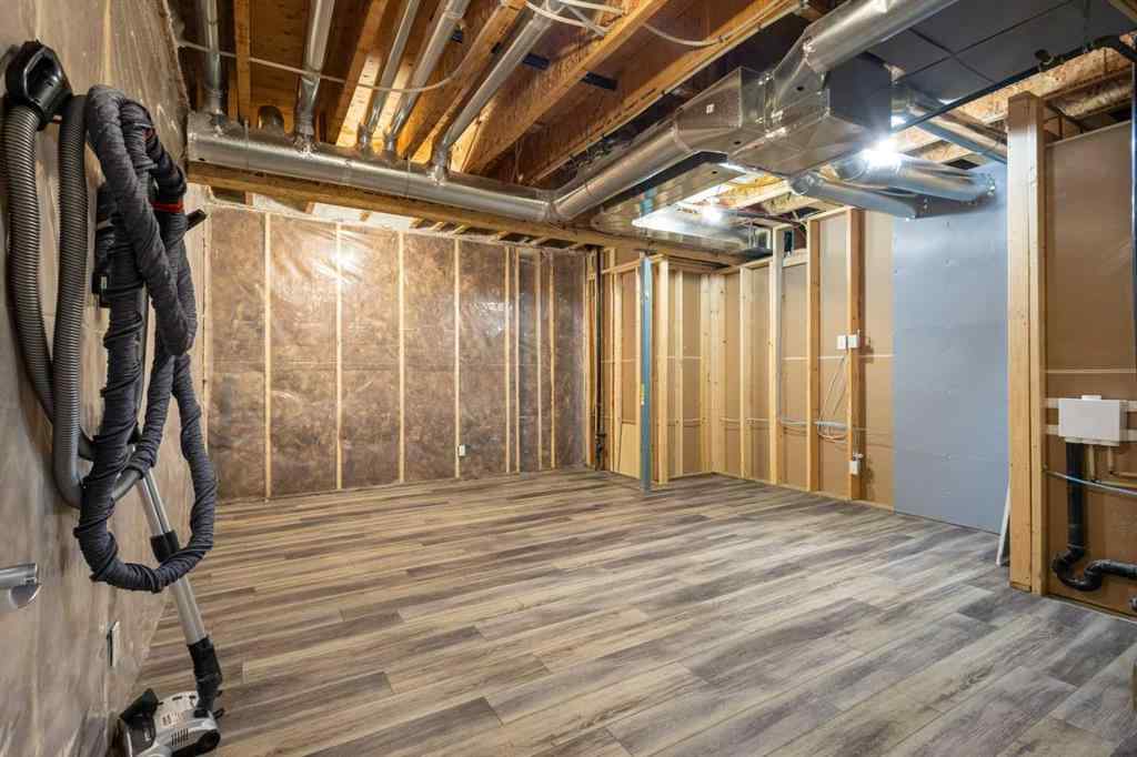 MLS® A2220176 - 512 Memorial Drive NW in Sunnyside Calgary, Residential
