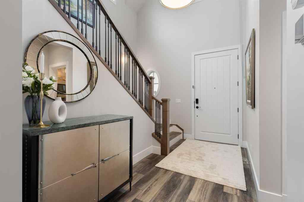 MLS® A2220176 - 512 Memorial Drive NW in Sunnyside Calgary, Residential