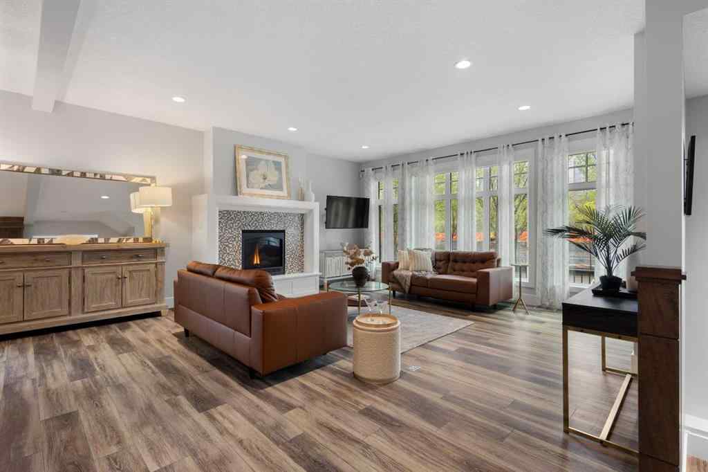 MLS® A2220176 - 512 Memorial Drive NW in Sunnyside Calgary, Residential