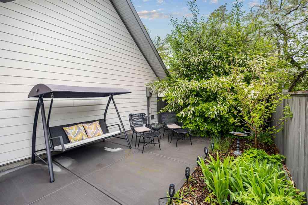 MLS® A2220176 - 512 Memorial Drive NW in Sunnyside Calgary, Residential