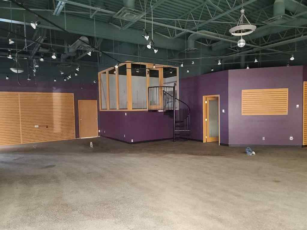 MLS® A2220185 - 10122 100 Street  in Downtown Peace River, Commercial