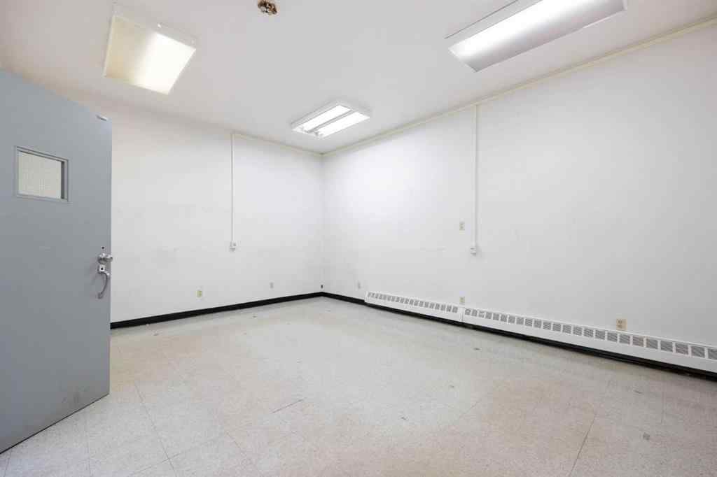 MLS® A2220215 - 265 Macalpine Crescent  in Mackenzie Park Fort McMurray, Commercial