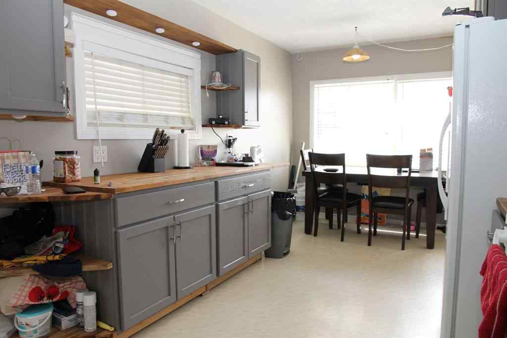 MLS® A2220241 - 208 1 Avenue W in NONE Maidstone, Residential