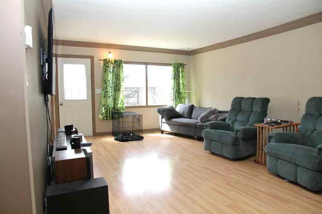 MLS® A2220241 - 208 1 Avenue W in NONE Maidstone, Residential